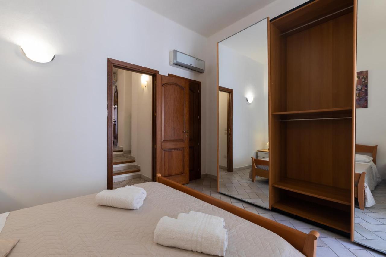 La Corte Olbia Exterior foto
